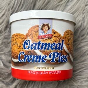 Goose Creek Oatmeal Creme Pies three wick candle NWT